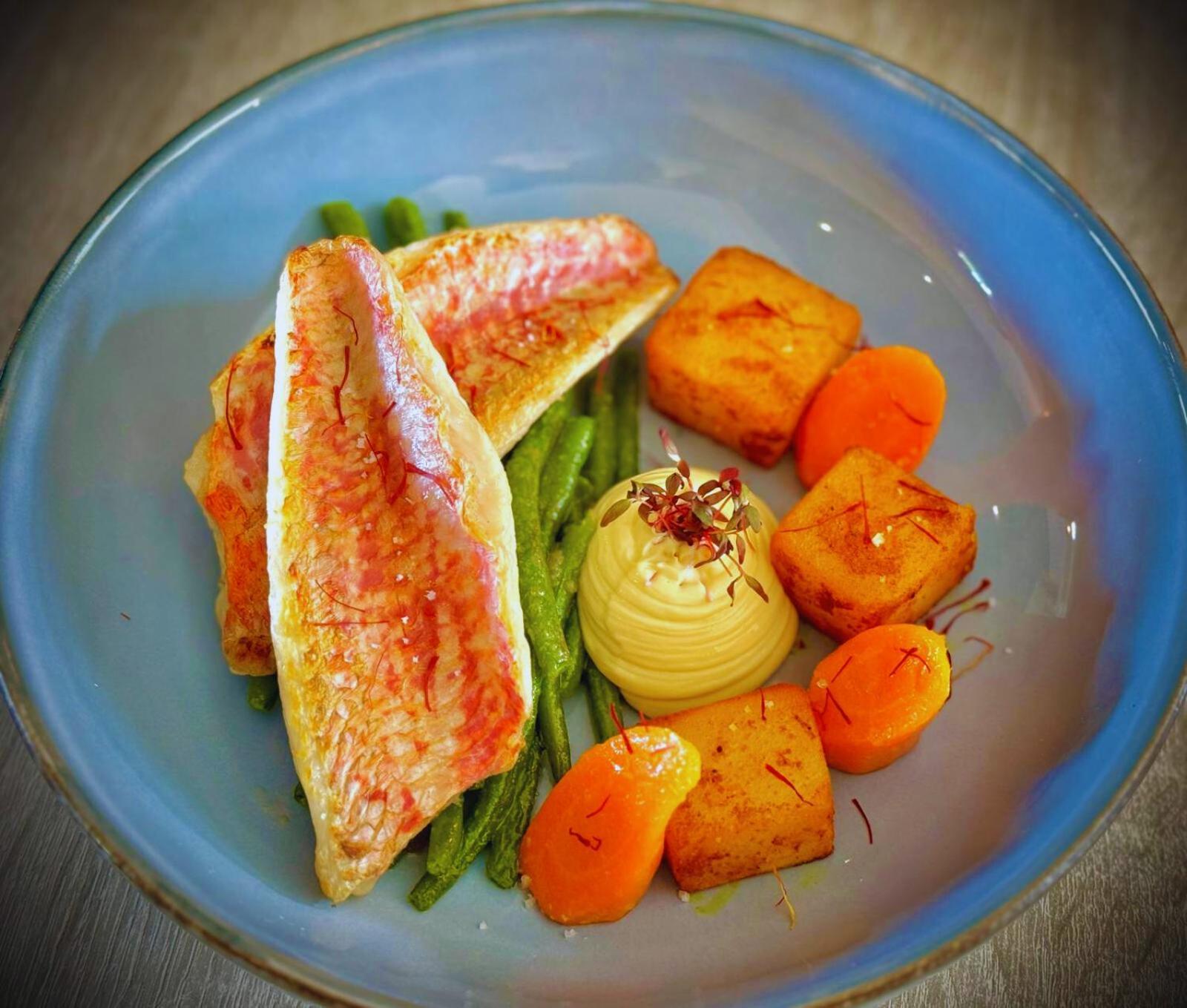 Hotel Restaurant Les Chataigniers プリヴァ エクステリア 写真